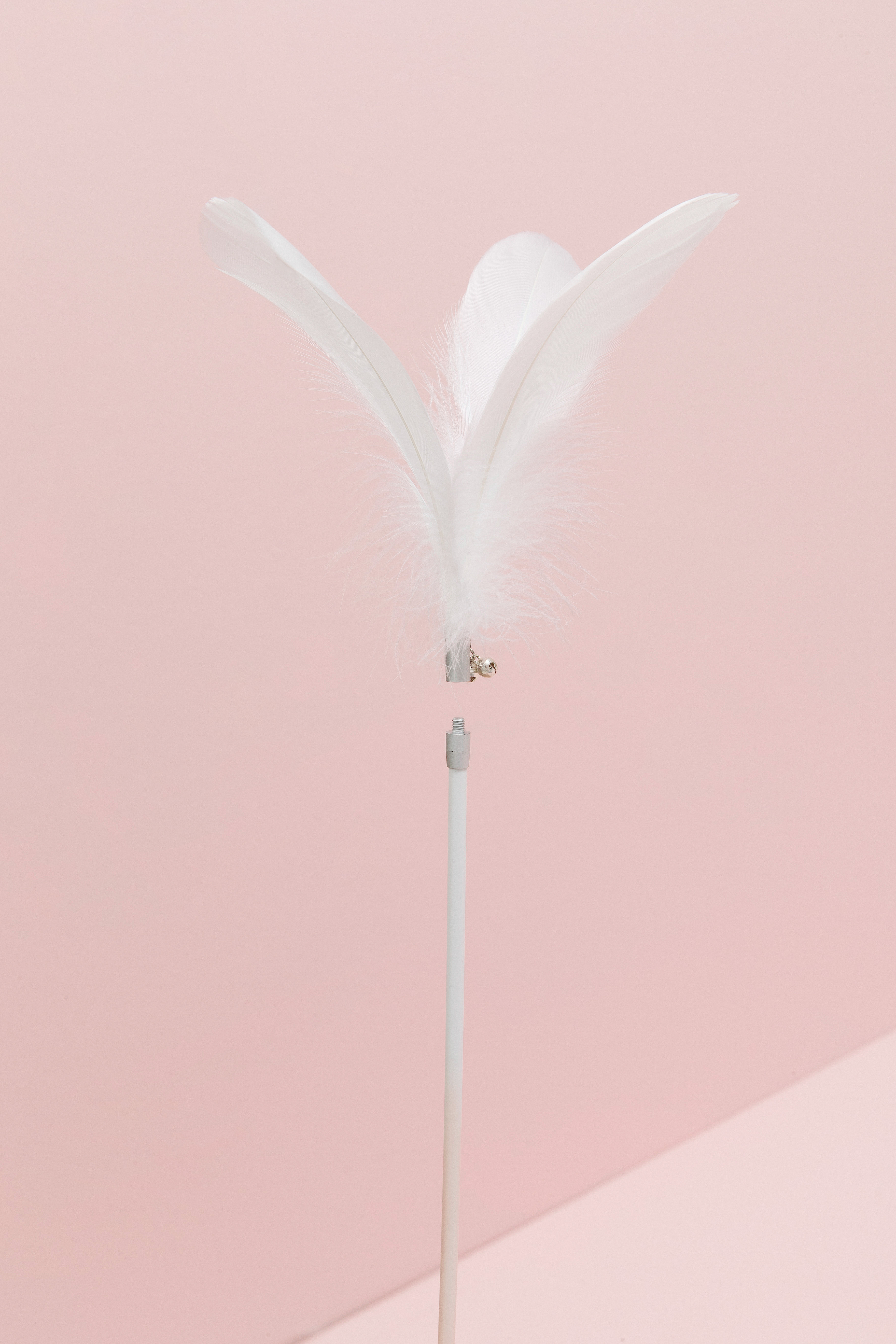 Игрушка-дразнилка с перьями для кошек Furrytail Flamingo Cat Teaser